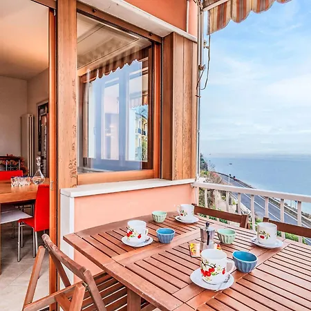 Sona's By Interhome Appartamento Castelletto Di Brenzone